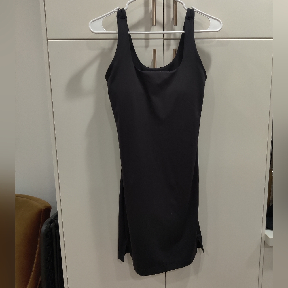 Old Navy activewear dress size small